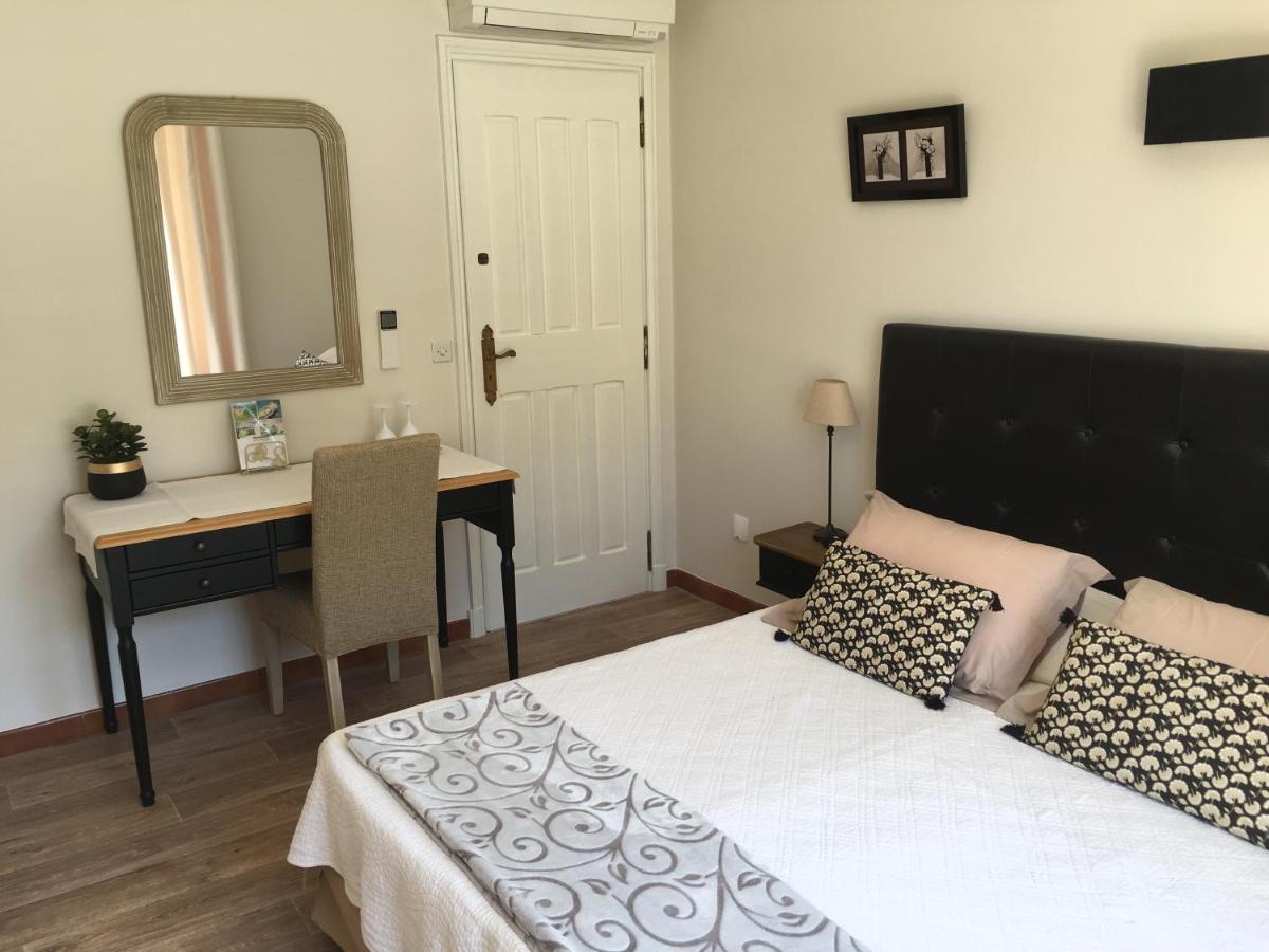 Chambres D'Hotes Les Amandiers Saint-Tropez Dış mekan fotoğraf